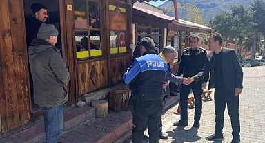 Polis ekipleri vatandaşlar için sahada