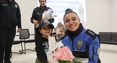 Polislerden çocuklara sürpriz ziyaret