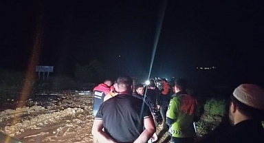 Sağanak nedeniyle yollar kapandı