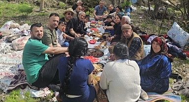 Terörden temizlenen köylerine döndüler