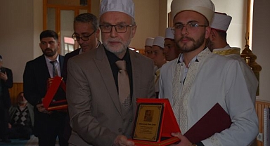 Tortum'da hafızlar icazet aldı