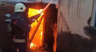 Tüp patladı alevler geceyi aydınlattı