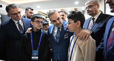 Üniversite-sanayi işbirliğine dikkat çekti