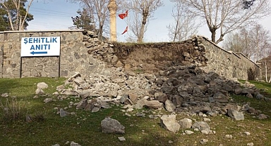 Yanıkdere Şehitliği tahrip edildi