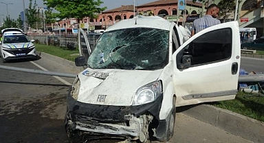 5 araçlı zincirleme kaza: 3 kilometrelik kuyruk oluştu
