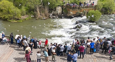 90 bin kişi göçe tanıklık etti