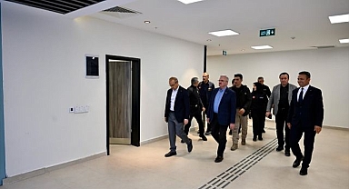 Deprem konutlarını incelediler