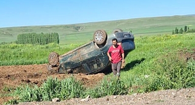 Direksiyon hakimiyetini kaybederek takla attı