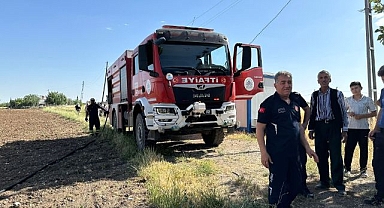 Ekili alan yanında çıkan yangın korkuttu