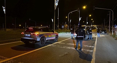 Ekiplerin düzensiz göçle mücadele mesaisi