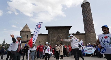 Erzurum'da 1 Mayıs kutlandı