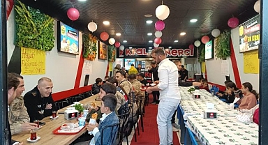 Esnaftan engellilere yemek ikramı