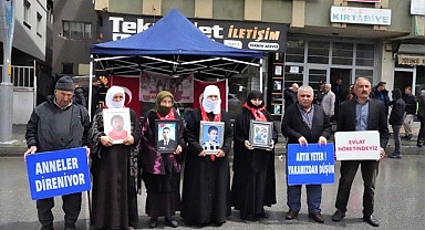 Evlat nöbetinde gözyaşları yerini umuda bıraktı