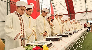 Hafızlara özel tören