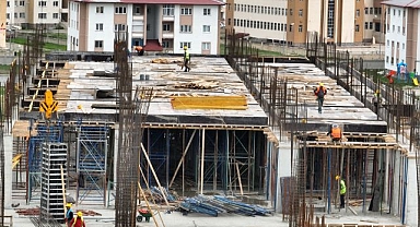 Kadın Doğum ve Çocuk Hastanesi inşaatı sürüyor