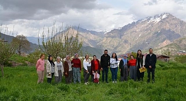 Kadın üreticilere safran yetiştiriciliği eğitimi