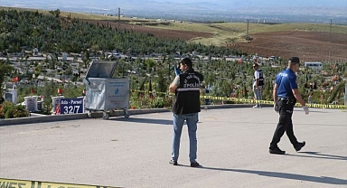 Mezarlıktaki kavga ölümle bitti!