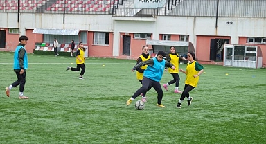 Süper Lig'deki ablalarının izinden gidiyorlar