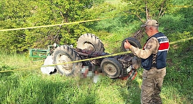 Traktörün altında kalan sürücünün acı sonu