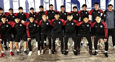 U 17'ler ilk 8'de
