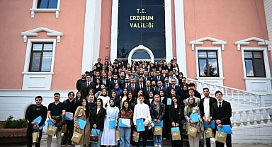Vali Çiftçi ETÜ akademisyenleri ve öğrencileriyle buluştu