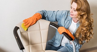 Yaygın kirleticilerden (çay, kahve, kalem, marker ve pas) lekeleri ne çıkarır?