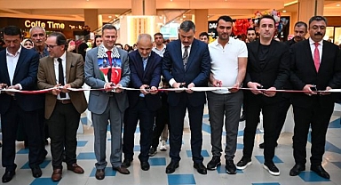 Yazar Çocuklar MNG'yi Kitapla Donattı!