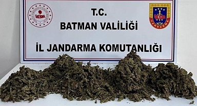 4 kilo uyuşturucu ile yakalandı