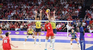 A Milli Kadın Voleybol Takımı ilk yenilgisini aldı