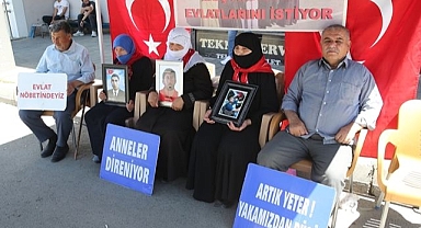 Aileler evlat nöbetini sürdürdü