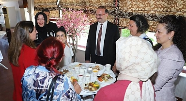 Atatürk Üniversitesi’nde bayramlaşma etkinliği