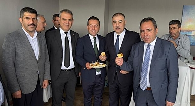 Azerbaycan iş dünyasından Erzurum su böreğine övgü