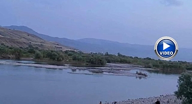 Balık tutmak için nehre giren şahıs akıntıya kapıldı
