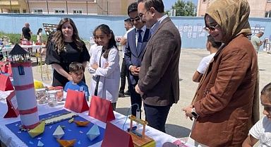BİLSEM öğrencilerinden yılsonu sergisi