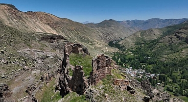 Erzurum'da zamana direnen bir kale..
