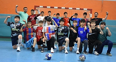 Erzurum Gençlik Spor Hentbol Takımı hazır