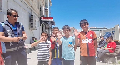 Erzurumlu miniklerden örnek davranış
