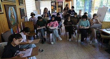 Geleceğin sanatçılarını yetiştiriyorlar