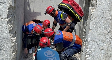 Gönüllüler UMKE temel eğitimi aldı