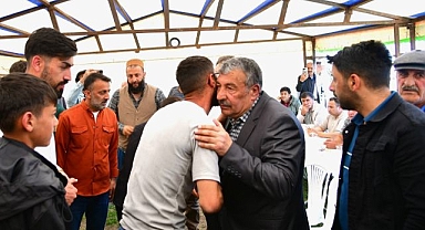 Husumetli iki aile yıllar sonra barıştı