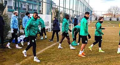 Iğdır FK'de 3 futbolcuyla yollar ayrıldı