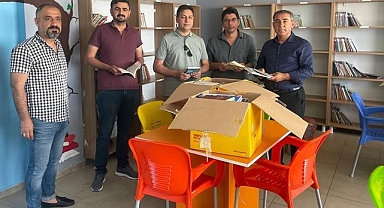 Kardeş köy okuluna kütüphane desteği