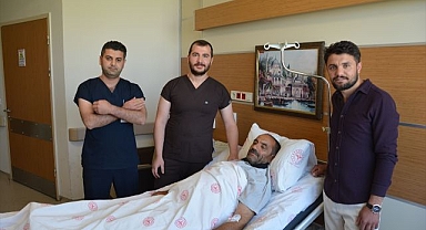 Karın ağrısı şikayetiyle gitti... Böbreğinden bakın ne çıktı