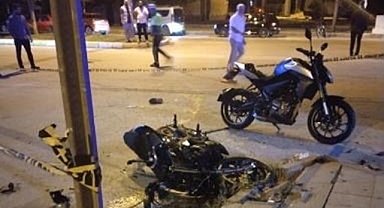 Motosikletli kadınları hayattan koparan kaza!