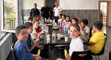 Öğrencilerden İlçe Jandarma Komutanlığına ziyaret