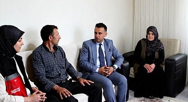 Şehit ve gazi babalarını unutmadılar