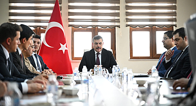 Vali Çiftçi Başkanlığında sokak hayvanlarını koruma toplantısı