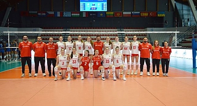 16 Yaş Altı Milli Voleybol Kız Takımı finalde