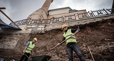 Abdurrahman Gazi Türbesinde restorasyon