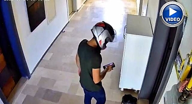 Acemi hırsızlar kamerada!